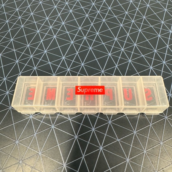 Supreme Weekly Pillbox Organizer - Picture 2 of 3